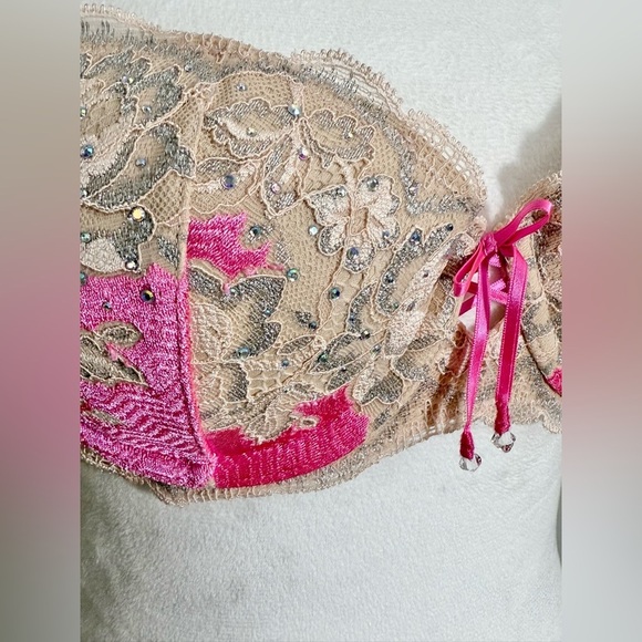 Victoria’s Secret Very Sexy Embroidered Balconette Push Up Bra With Crystals - Picture 7 of 11